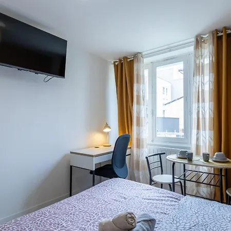Διαμέρισμα Meuble 4 Proche Du Centre *